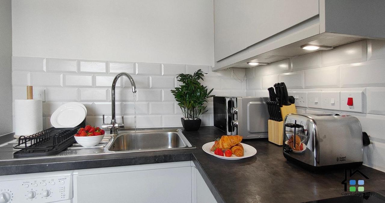 Cambridge Stays Central Apart Hotel 1Br Flats-Easy Walk To City Centre-Parking ภายนอก รูปภาพ